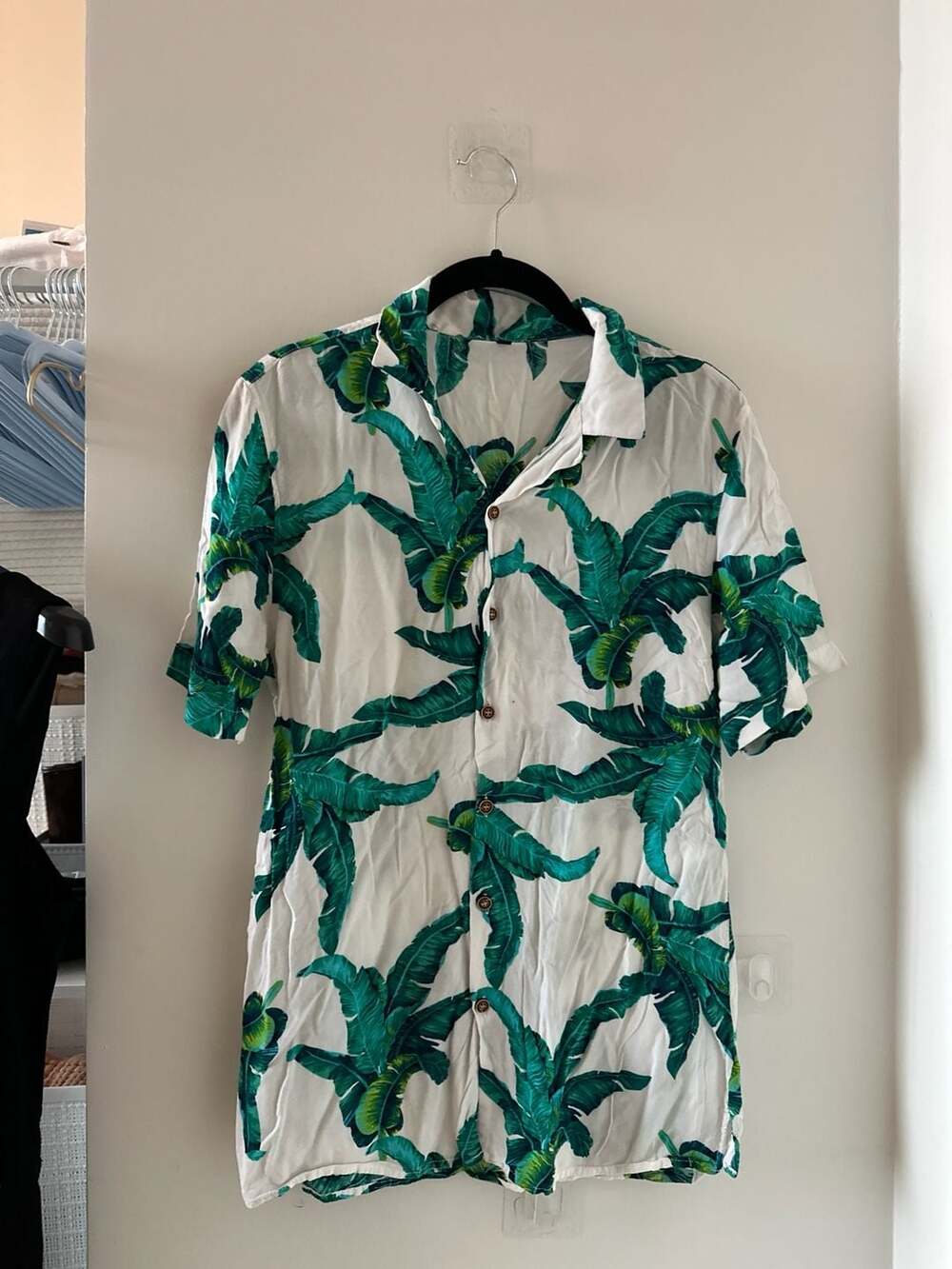 SSLR Men's Tropical Green Banana Leaf Print Short Sleeve Cotton Hawaiian Shirt